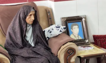 تجلیل از خانواده شهدا و رزمندگان سرخس به‌مناسبت هفته دفاع مقدس
