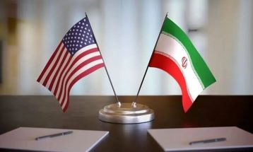 مذاکره با آمریکا، عاقلانه یا جاهلانه؟