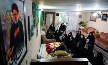 خاطرات شهید خدمت در قلب ساده‌زیست مادر