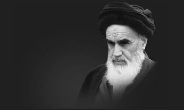 امام خمینی؛ معمار استقلال و مقابله با استکبار