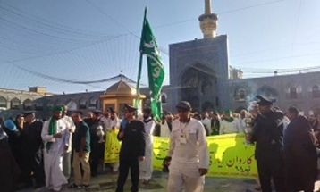 هر قدم نماد وفاداری به اهل بیت(ع) است