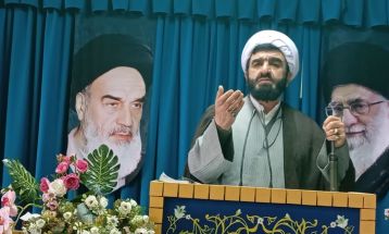وحدت و بصیرت کلید عبور از دشواری‌ها است