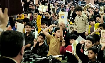 فریاد پیام مقاومت با قرآن‌های در دست