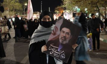 بیعت مردم گناباد با سومین رهبر انقلاب