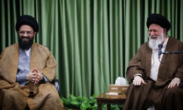 دیدار آیت‌الله علم‌الهدی با دانشجویان دانشگاه امام صادق
