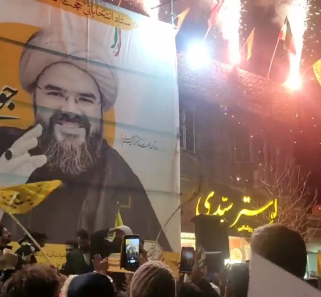 جشن پیروزی منتخب ترشیز در مجلس شورای اسلامی