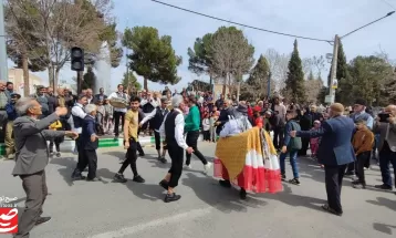 استقبال از نوروز با کارناوال شادی در خلیل‌آباد