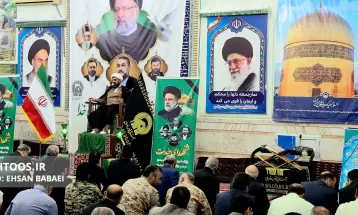 عزاداری مردم سرخس در سوگ شهدای خدمت