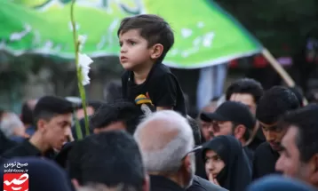 نمایی دیگر از تشییع شهید جمهور در مشهد