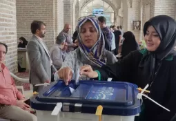 مردم نیشابور به عشق شهیدجمهور رای میدهند