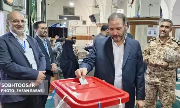 مردم سرخس باشکوه پای صندوق‌های رأی آمدند