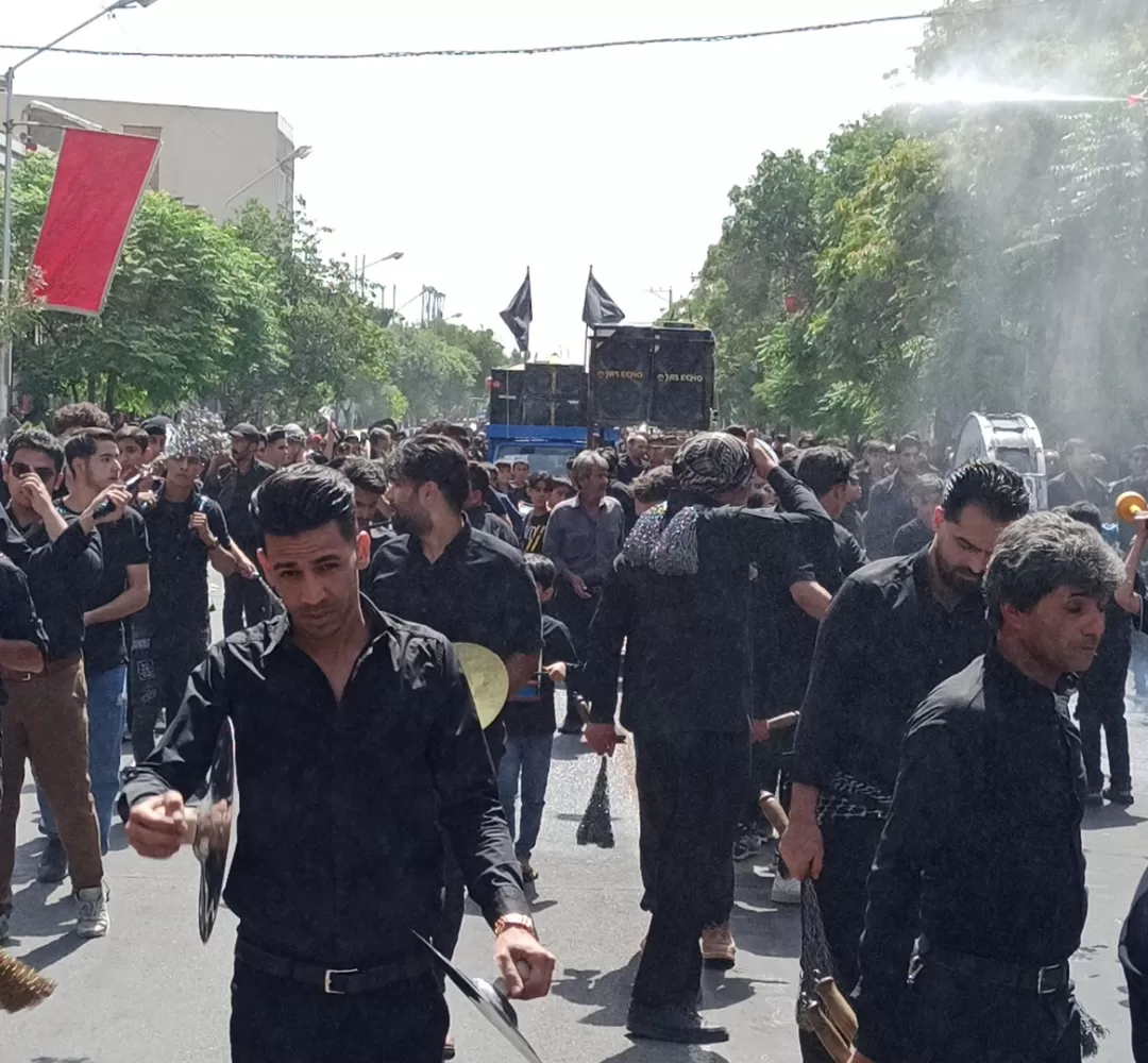 حضور عزاداران حسینی در خیابانهای تربتحیدریه