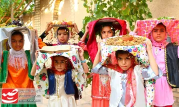 دومین جشنواره شیره‌پزی کاشمر برگزار شد