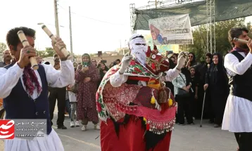 دومین جشنواره شیره‌پزی کاشمر برگزار شد