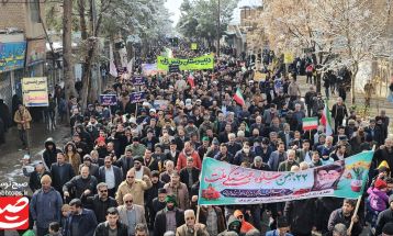 همبستگی مردم خلیل‌آباد در جشن انقلاب