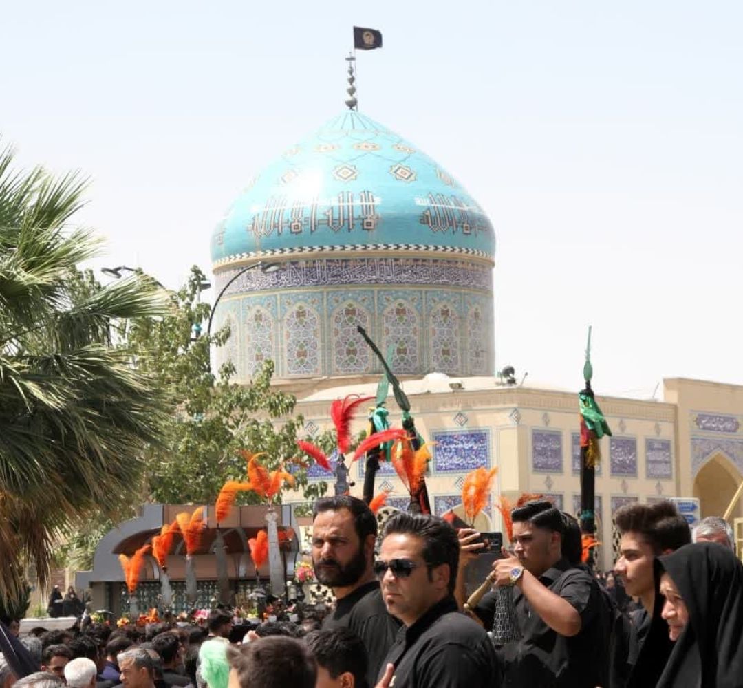 زیارتگاه شهید مدرس (ره) کاشمر میزبان عاشقان حسینی