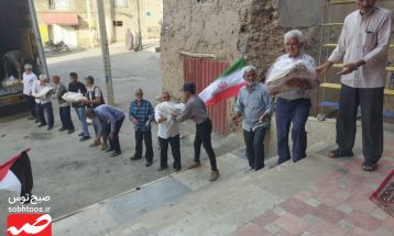 پخت ۱۵ هزار نان توسط بانوان حصار زبرخان